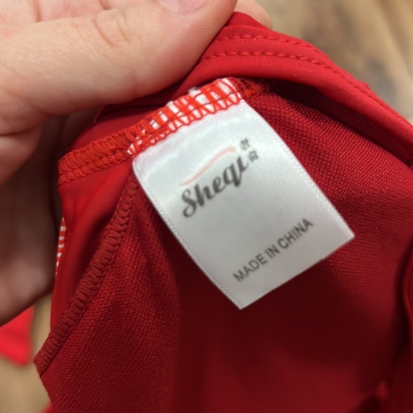 Red fringe bikini set - Picture 5 of 5